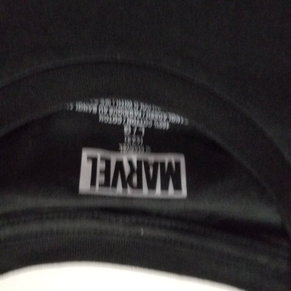 Marvel Loki on Throne T-shirt - Picture 8 of 9